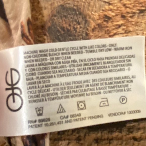 Vintage America Beige Floral Print Smocked Flutter Sleeve Top Size M NWT - Picture 11 of 11